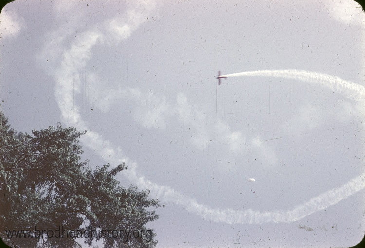 Cole Brothers airshow, July 5, 1953. Photo by Truman Olin, courtesy of Brodhead Historical Society.